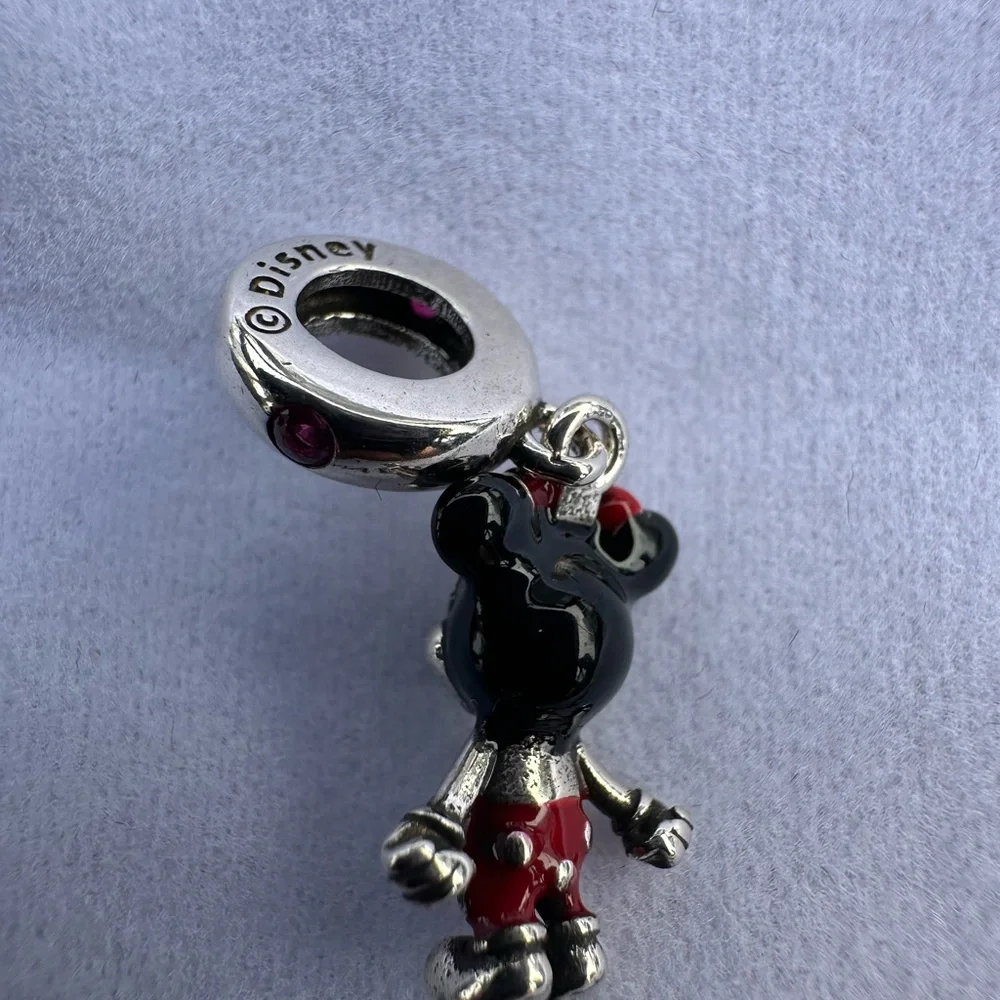 Disney x PANDORA Minnie Mouse Charm